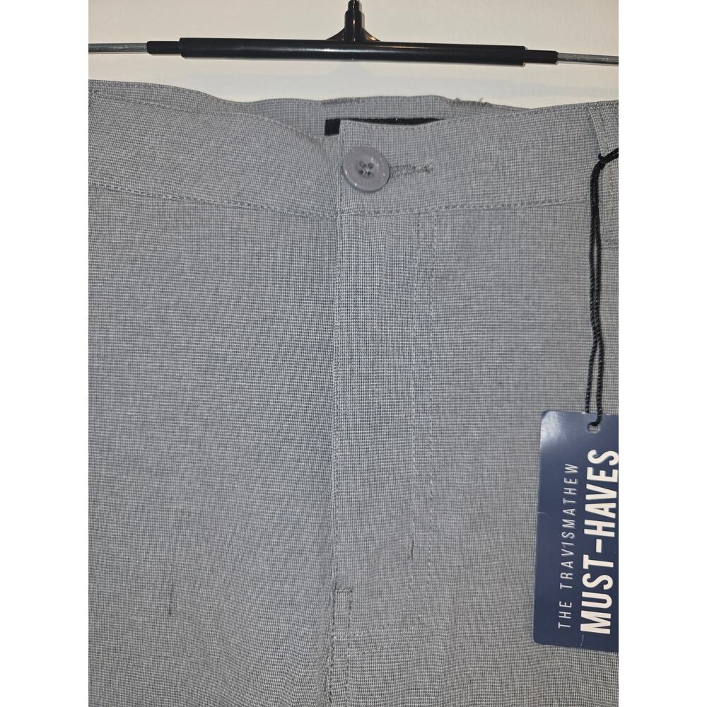 Travis Mathew Grey Stretch Shorts Size 40, NWT - Picture 6 of 9